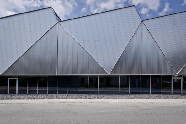 Gefaltete Fassade