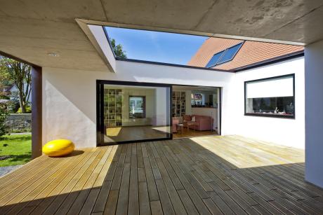 HAUS+