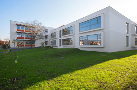 Fünf Höfe für die Zehnergasse, Wien