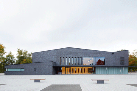 Dreifeldsporthalle Bergedorf  