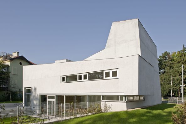 Bedeutungsschwer in Leichtbeton
