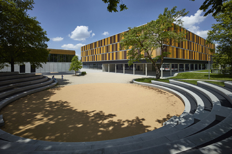 Werner-Heisenberg-Gymnasium