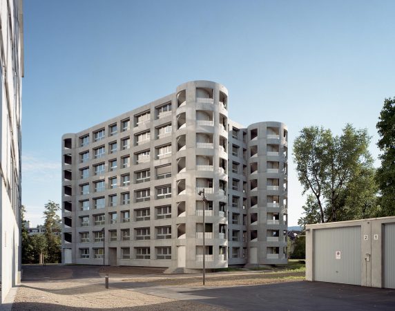 Betonburg in der Schweiz
