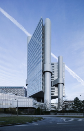 Modern mit 35
