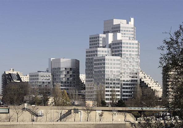 Leuchtende Ringe bei Paris