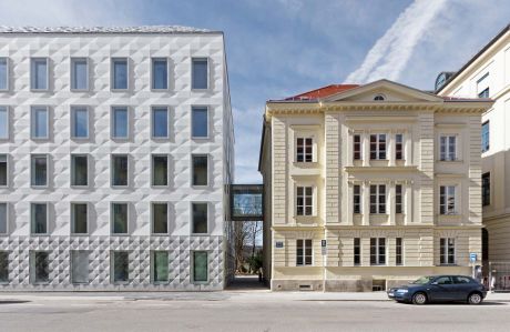 Evangelisches Landeskirchenamt, München