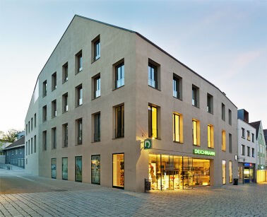 Neubau eines Geschäfts- und Bürogebäudes F7, historische Altstadt Kempten