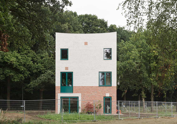 Backsteinturm zum Wohnen