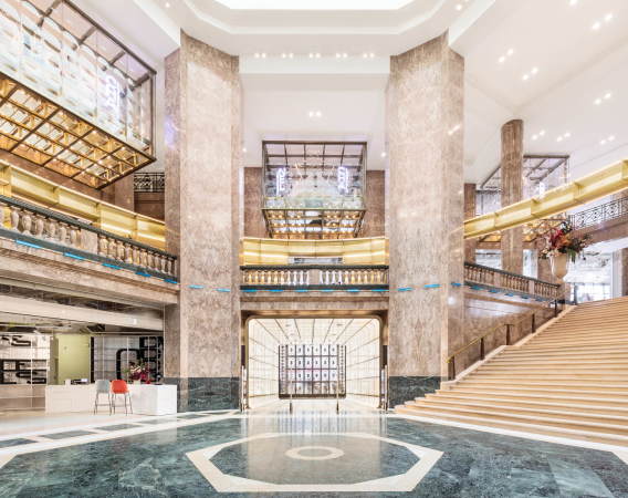 BIG im Fashiontempel