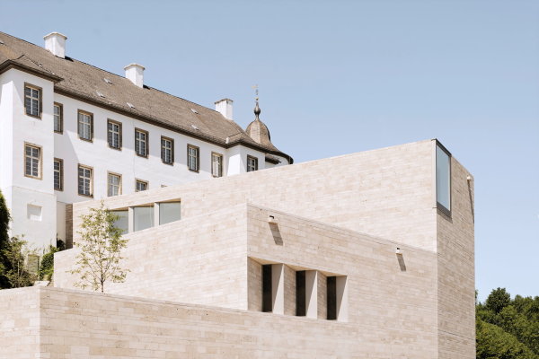 Bollwerk am Steilhang