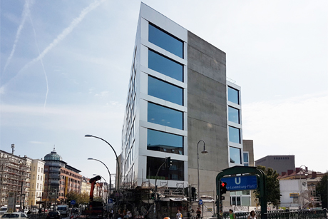 Suhrkamp Verlagshaus am Rosa-Luxemburg-Platz, Berlin