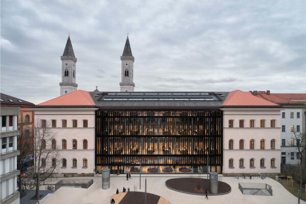 Neue Bibliothek im alten Gewand