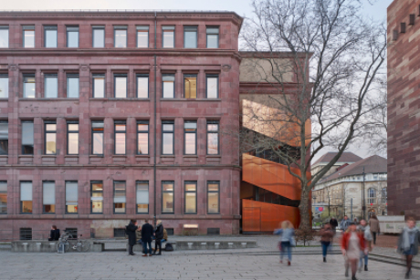 Außentreppe und Lüftungsbauwerk am Kollegiengebäude I, Freiburg