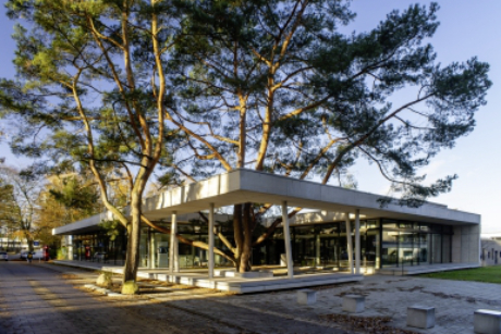 Light & Schools – Haus der Lehre 