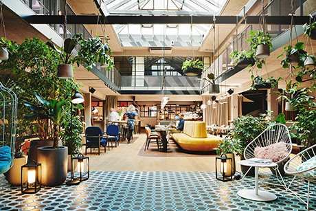  Hotel Gilbert
