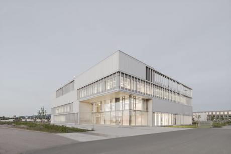 Albert-Ludwigs-Universität Freiburg,  Forschungsgebäude IMBIT