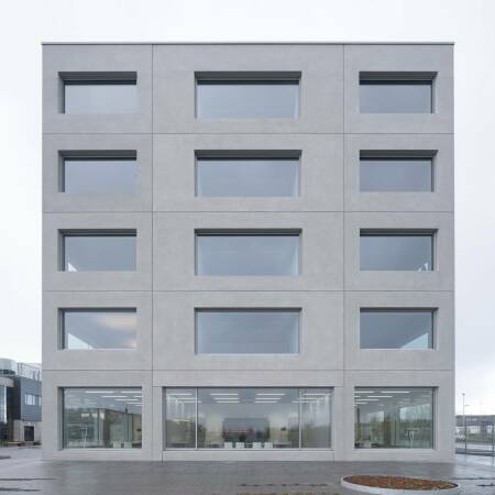 Monochrom in Hannover-Langenhagen