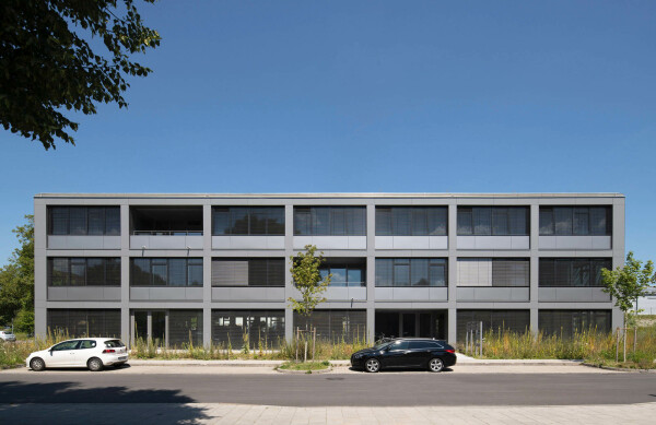 Holz für die Gewerbebaugruppe