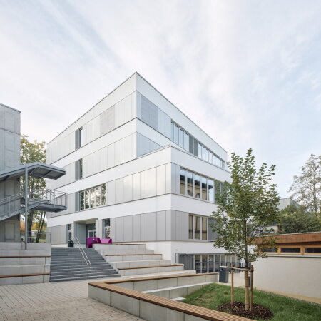 Nachverdichtung auf dem Schulhof