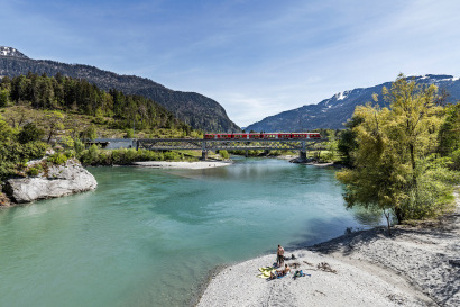 Zweite Hinterrheinbrücke