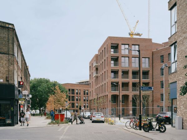 Neues im Aylesbury Estate